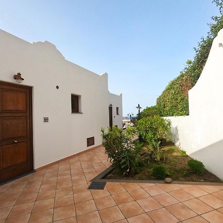 Affittacamere A F R O D I T E Lipari  Exterior photo